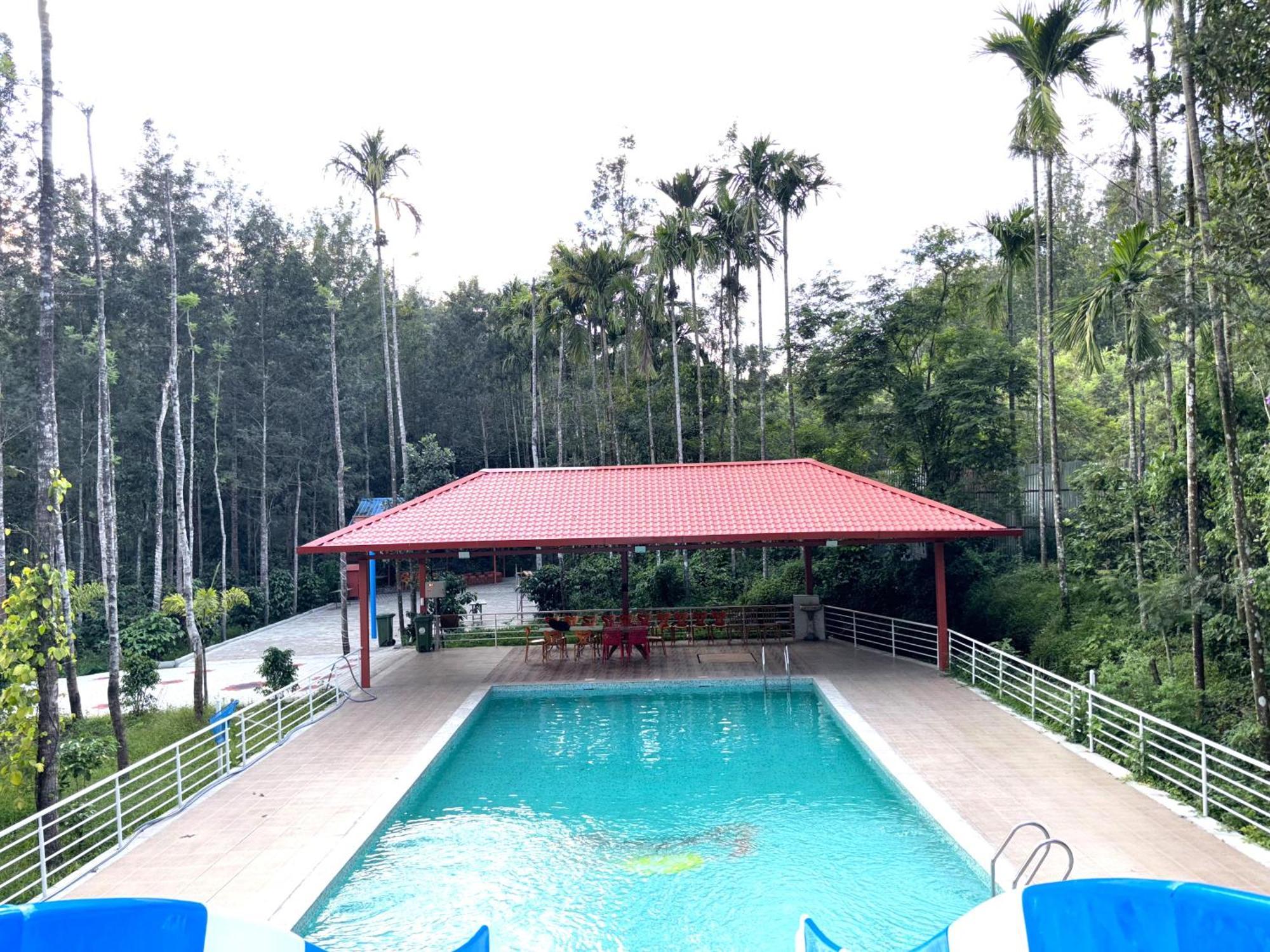Ecstasy Tent Stay With Swimming Pool & Common Washroom Chikmagalūr المظهر الخارجي الصورة