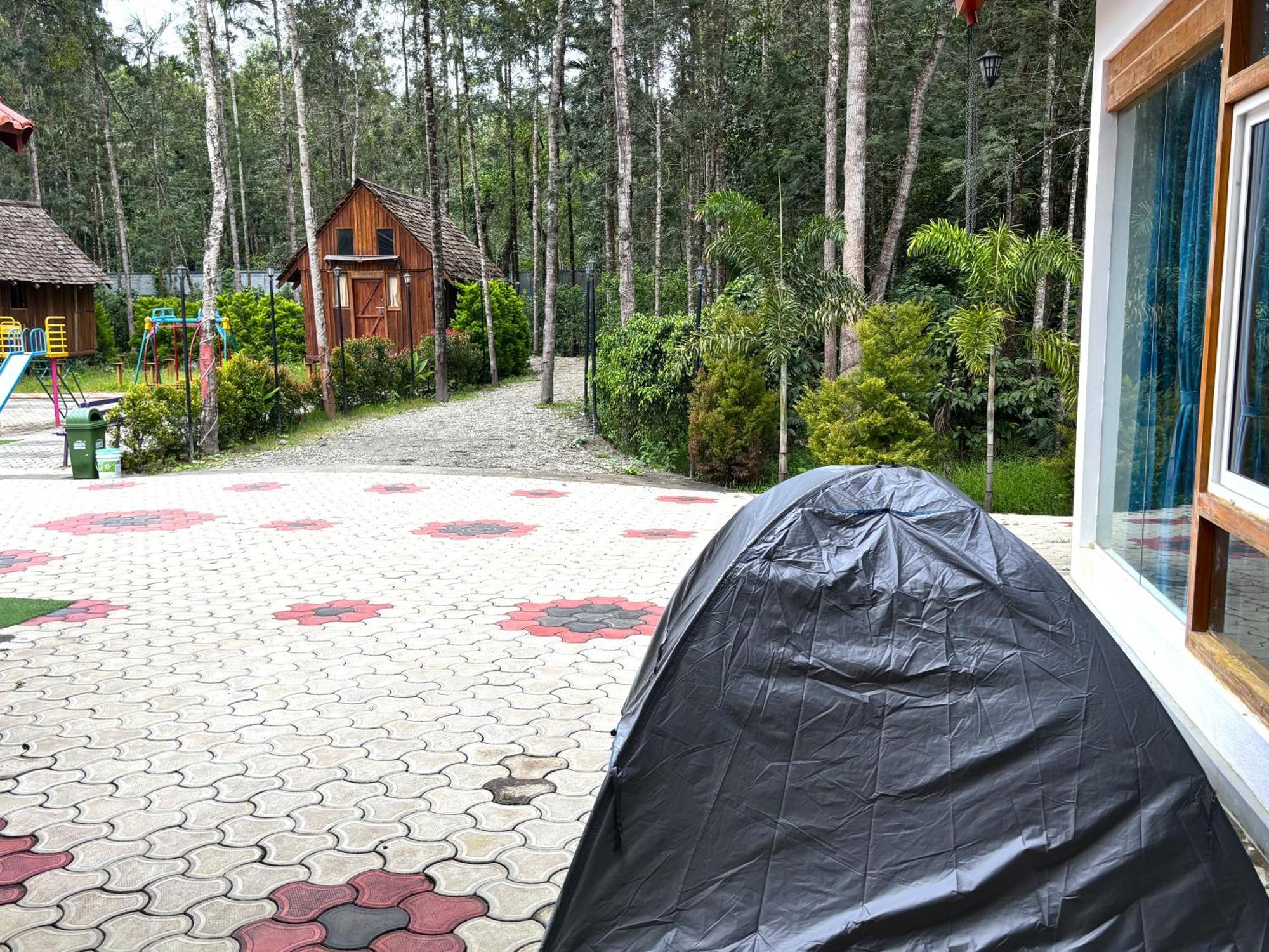 Ecstasy Tent Stay With Swimming Pool & Common Washroom Chikmagalūr المظهر الخارجي الصورة