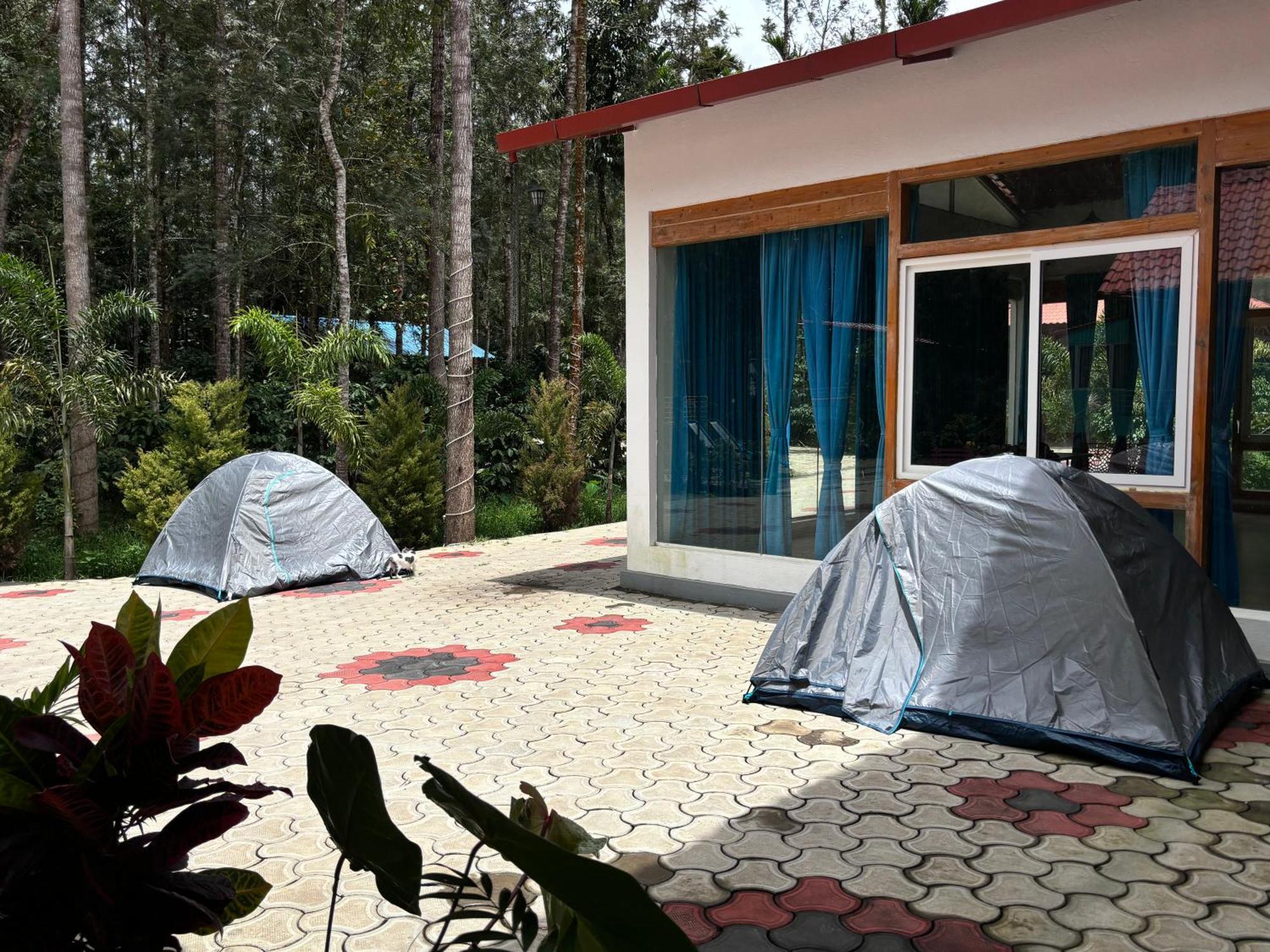 Ecstasy Tent Stay With Swimming Pool & Common Washroom Chikmagalūr المظهر الخارجي الصورة