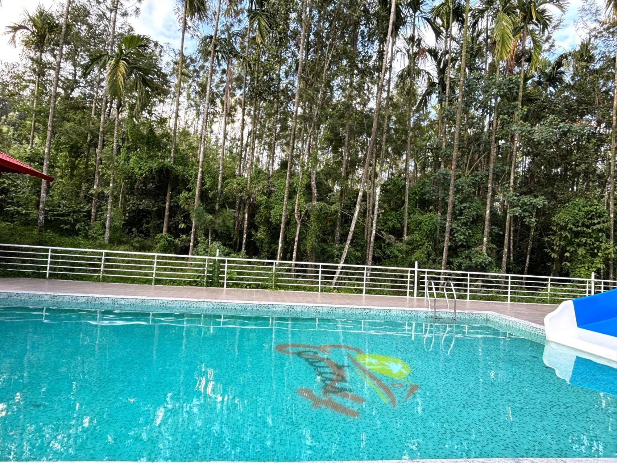Ecstasy Tent Stay With Swimming Pool & Common Washroom Chikmagalūr المظهر الخارجي الصورة